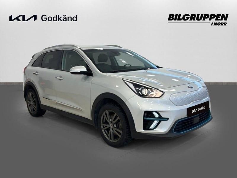 Begagnad Kia e-Niro Advance 150 kW (204 HK) 2020 Grå SUV