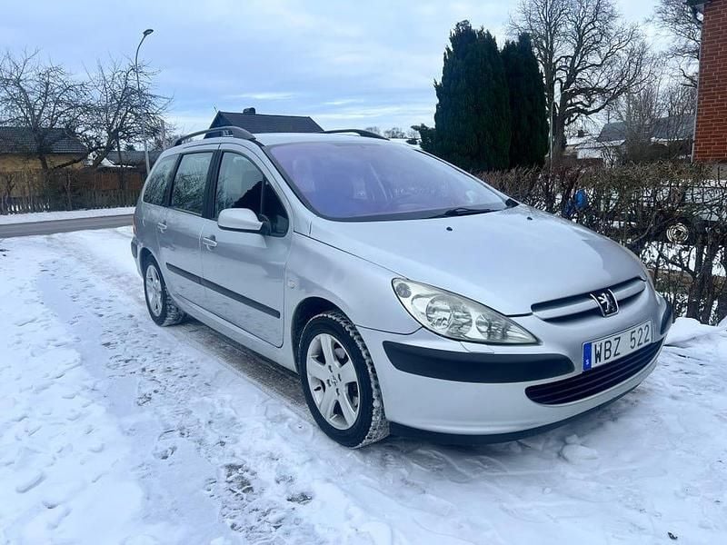 Begagnad Peugeot 307 136 HK (100 kW) 2004 Kombi