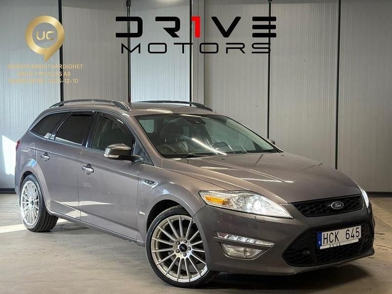 Begagnad Ford Mondeo Titanium 200 HK (147 kW) 2011 Brun Kombi
