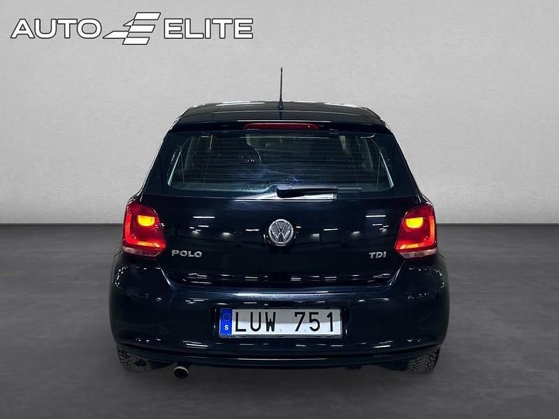 Begagnad VW Polo 90 HK (66 kW) 2011 Svart Halvkombi