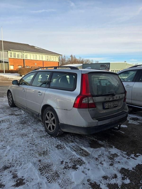 Begagnad Volvo V70 109 HK (80 kW) 2010 Grå silver Kombi