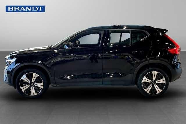 Begagnad Volvo XC40 Single Motor 175 kW (238 HK) 2023 Svart SUV