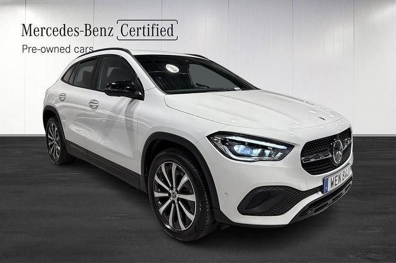 Begagnad Mercedes GLA250 Advanced 160 HK (117 kW) 2022 Vit SUV