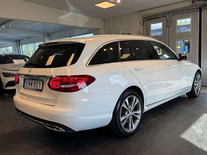Begagnad Mercedes C250 204 HK (150 kW) 2015 Vit Kombi