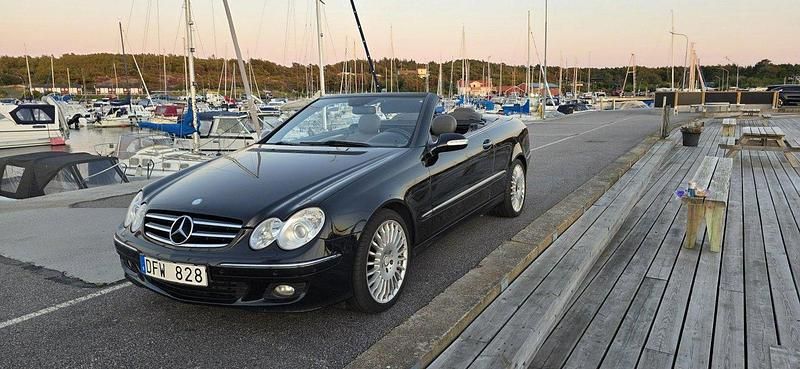 Svart Begagnad 2008 Mercedes CLK320 Avantgarde Cab | 99 900 kr - Bild 1/4
