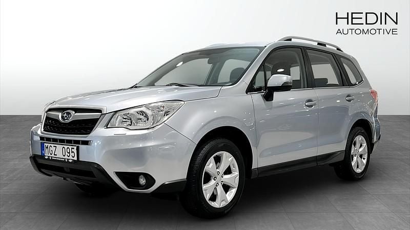 Silver Begagnad 2013 Subaru Forester SUV | 119 900 kr (Bra pris) - Bild 1/4