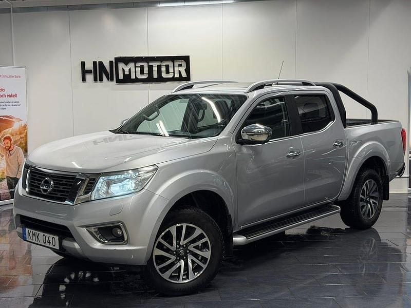 Silver Begagnad 2018 Nissan Navara 360º Pickup | 214 900 kr (Bra pris) - Bild 1/4
