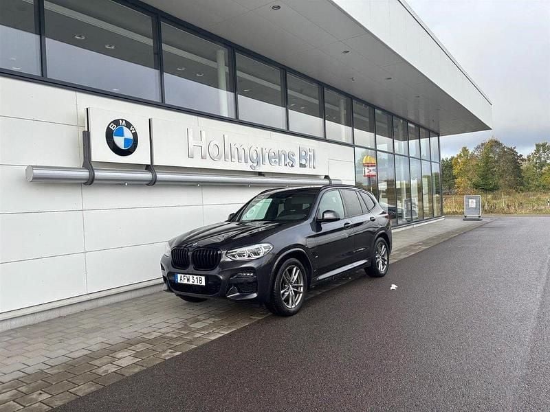 Grå Begagnad 2020 BMW X3 M Sport SUV | 389 800 kr (Marknadspris) - Bild 1/3