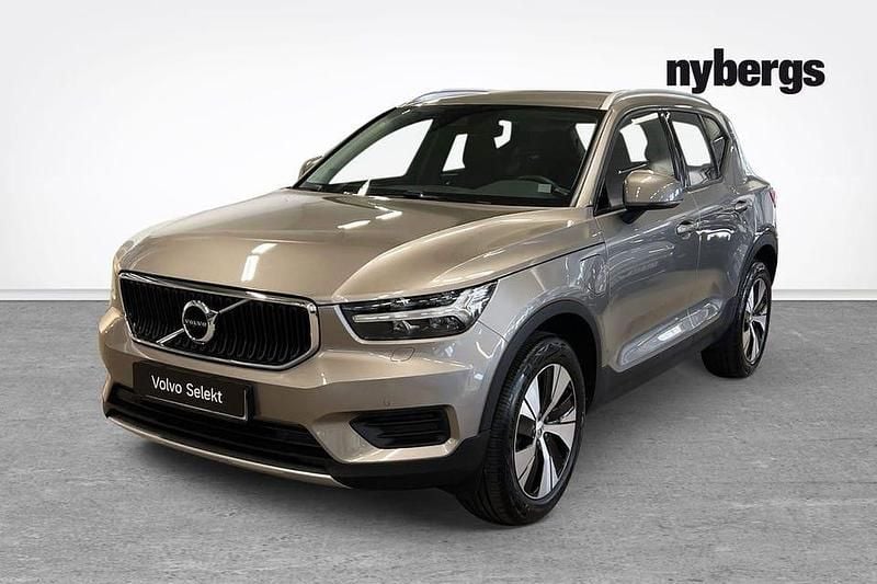 Grå Begagnad 2020 Volvo XC40 Momentum SUV | 329 000 kr - Bild 1/4