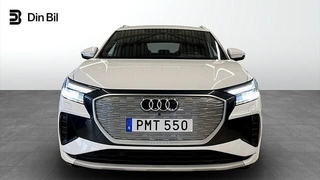 Begagnad Audi Q4 e-tron Advanced 150 kW (204 HK) 2023 Vit SUV