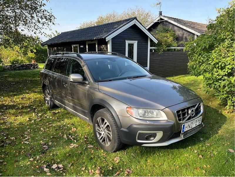 Begagnad 2010 Volvo XC70 Summum Kombi | 75 000 kr (Marknadspris) - Bild 1/4