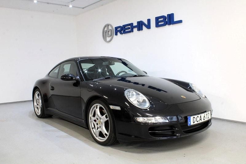 Svart Begagnad 2007 Porsche 911 Carrera 4S Sport Sportkupé | 519 900 kr (Superpris) - Bild 1/4