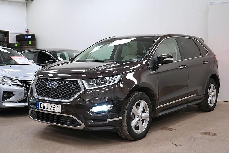 Begagnad Ford Edge Vignale 211 HK (155 kW) 2016 Grå SUV