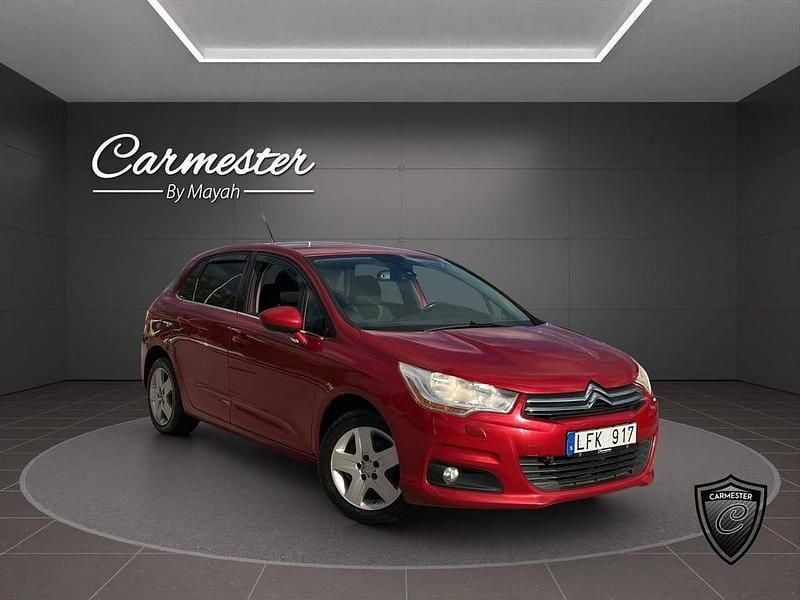 Röd Begagnad 2011 Citroën C4 Comfort Halvkombi | 39 990 kr (Dyr) - Bild 1/4