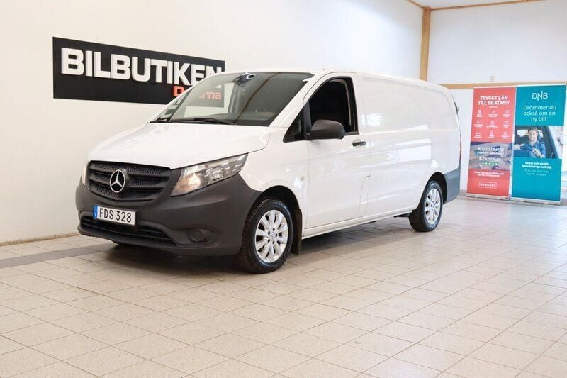 Vit Begagnad 2016 Mercedes Vito Minibuss | 159 500 kr (Bra pris) - Bild 1/4