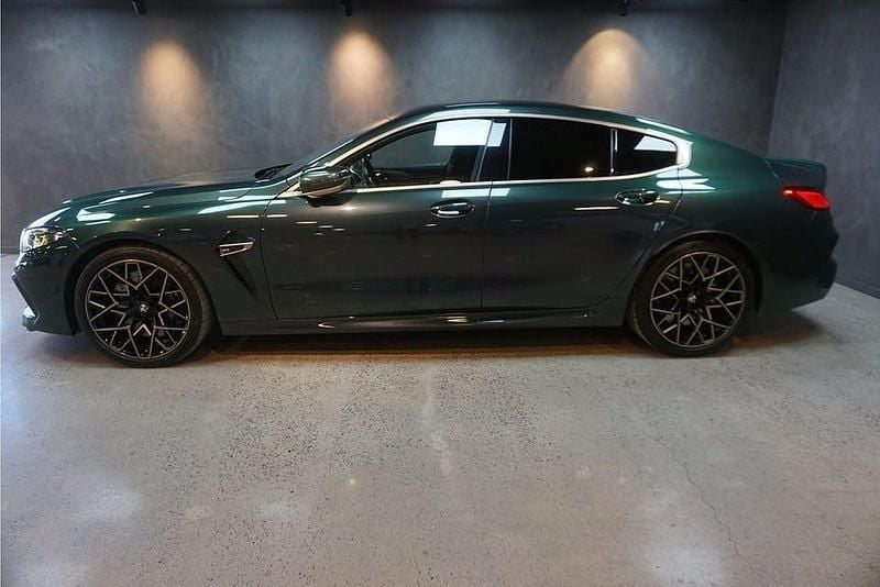 Begagnad BMW M8 Competition Edition 626 HK (460 kW) 2020 Grön metallic Sportkupé
