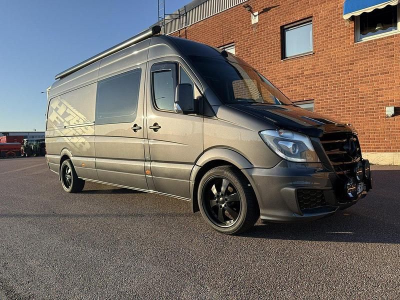 Grå Begagnad 2016 Mercedes Sprinter Van | 649 000 kr - Bild 1/4