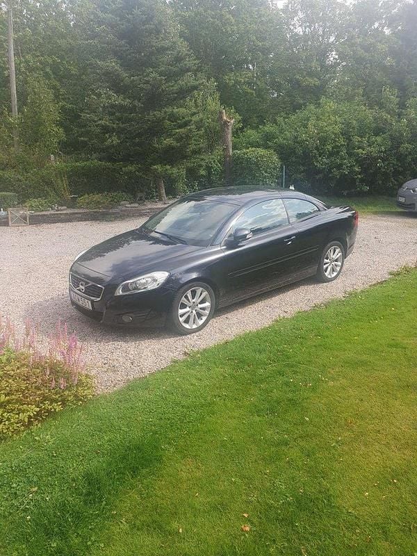 Begagnad 2011 Volvo C70 Summum Cab | 130 000 kr - Bild 1/4