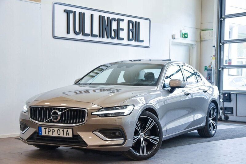 Grå Begagnad 2019 Volvo S60 Inscription Sedan | 314 900 kr (Marknadspris) - Bild 1/4