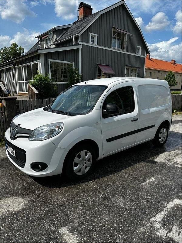 Vit Begagnad 2019 Renault Kangoo Minibuss | 100 000 kr (Bra pris) - Bild 1/3