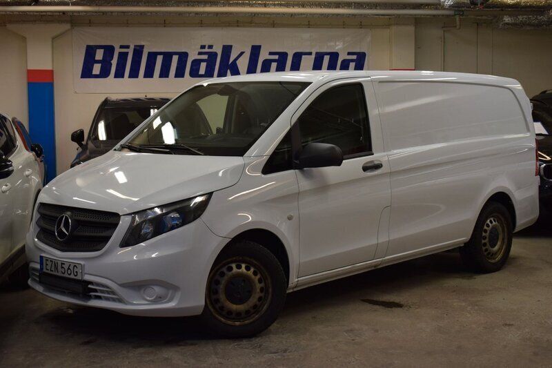 Vit Begagnad 2020 Mercedes Vito Minibuss | 198 000 kr (Superpris) - Bild 1/4