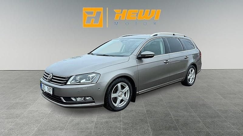 Ljusbrun Begagnad 2011 VW Passat GT Kombi | 79 800 kr (Marknadspris) - Bild 1/4