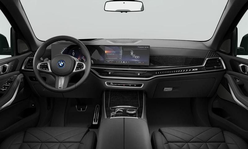 Begagnad BMW X5 Comfort Edition 490 HK (360 kW) 2025 Svart SUV