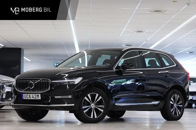 Svart Begagnad 2023 Volvo XC60 Core SUV | 469 900 kr (Superpris) - Bild 1/3