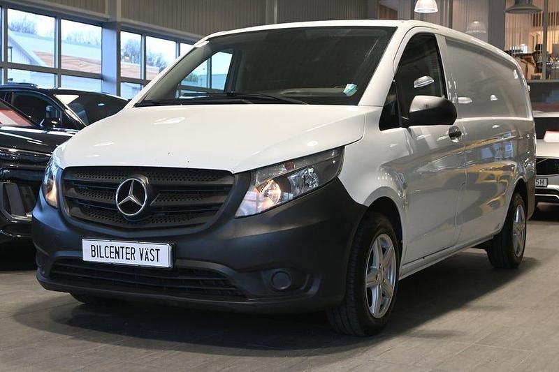 Vit Begagnad 2015 Mercedes Vito Van | 99 000 kr (Lite dyr) - Bild 1/4