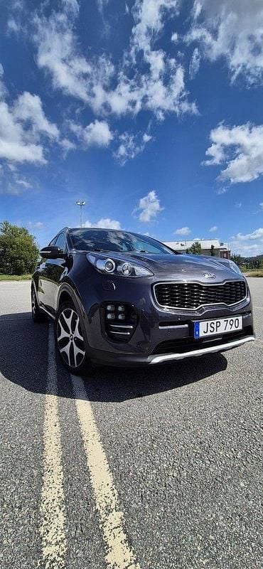 Grå Begagnad 2017 Kia Sportage GT-Line SUV | 179 000 kr (Bra pris) - Bild 1/4