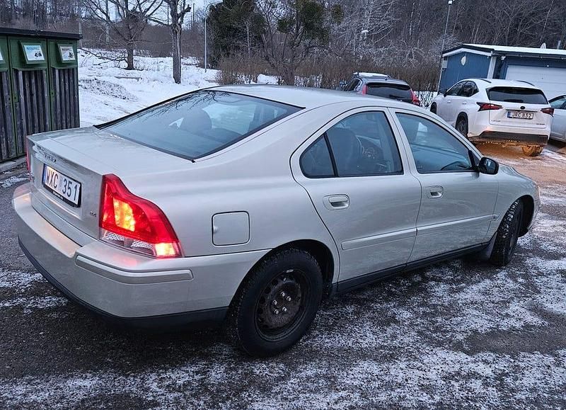 Begagnad Volvo S60 170 HK (125 kW) 2006 Sedan