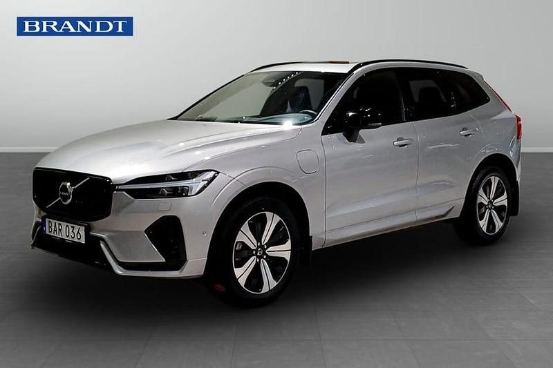 Silver Begagnad 2024 Volvo XC60 Plus SUV | 534 900 kr (Dyr) - Bild 1/4