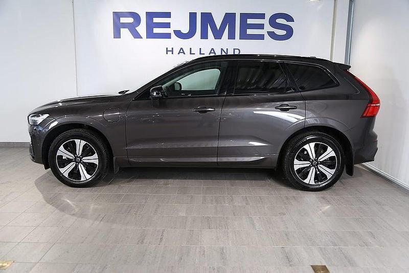 Begagnad Volvo XC60 Plus 349 HK (256 kW) 2025 Grå SUV
