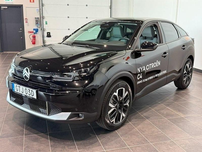 Ny Citroën C4 136 HK (100 kW) 2025 Svart perla nera Halvkombi