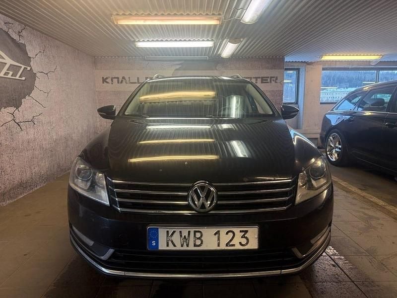 Begagnad VW Passat 170 HK (125 kW) 2012 Svart Kombi
