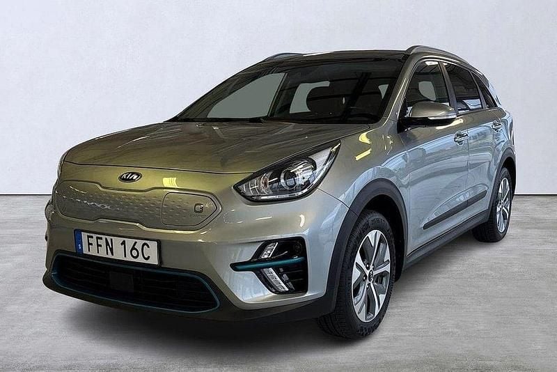 Grå Begagnad 2018 Kia e-Niro 2 SUV | 159 000 kr (Dyr) - Bild 1/4