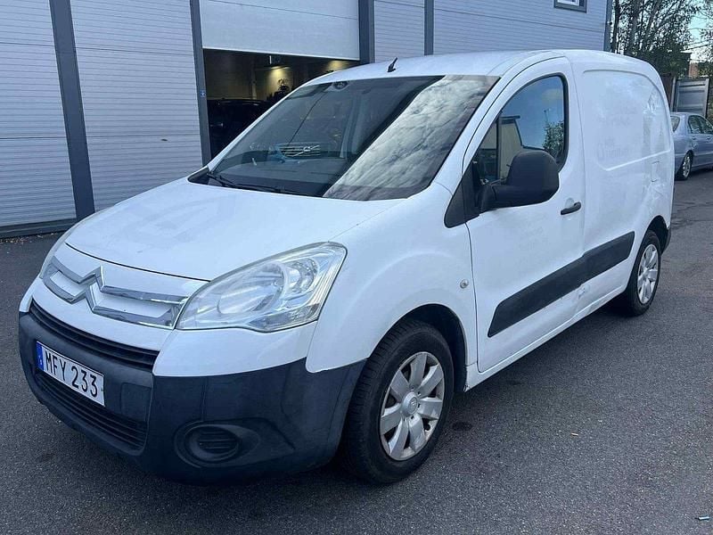 Vit Begagnad 2011 Citroën Berlingo Minibuss | 29 900 kr (Bra pris) - Bild 1/4