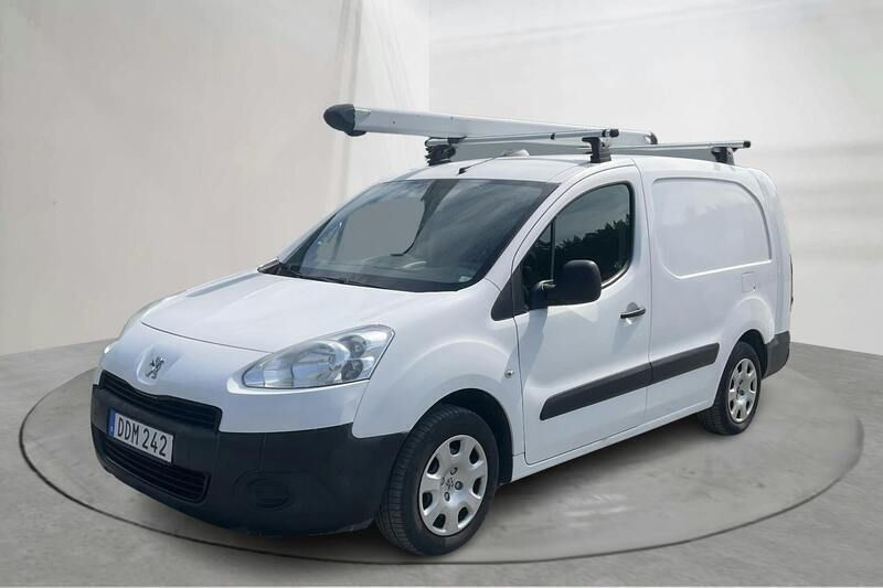 Vit Begagnad 2014 Peugeot Partner Minibuss | 64 000 kr (Marknadspris) - Bild 1/4