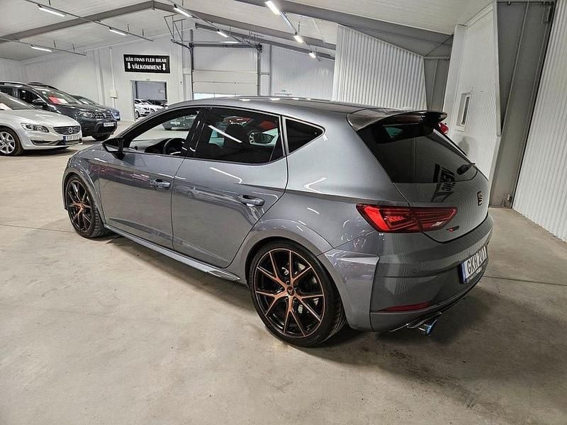 Begagnad Seat Leon CUPRA 310 HK (228 kW) 2018 Grå Halvkombi
