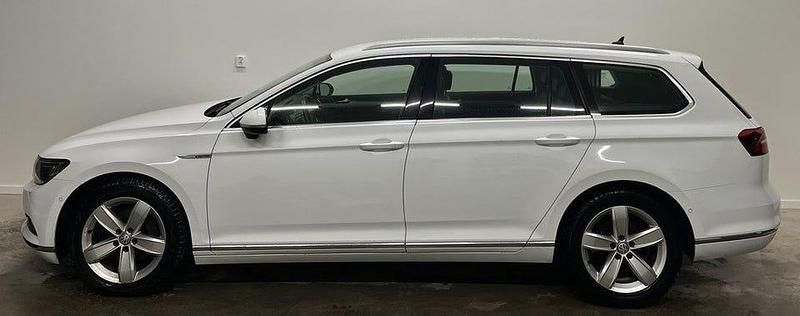 Begagnad VW Passat GT 190 HK (139 kW) 2015 Vit Kombi