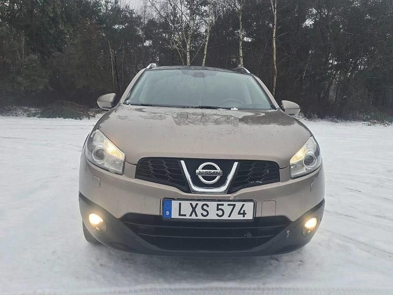 Begagnad Nissan Qashqai +2 141 HK (103 kW) 2013 Ljusbrun SUV
