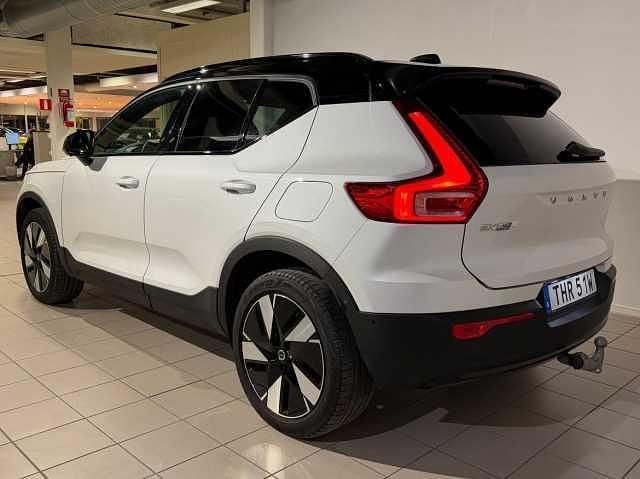 Begagnad Volvo EX40 Performance 328 kW (447 HK) 2025 Vit SUV