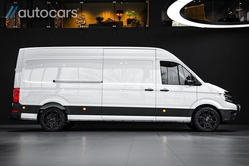 Vit Begagnad 2019 VW Crafter Van | 548 750 kr - Bild 1/4