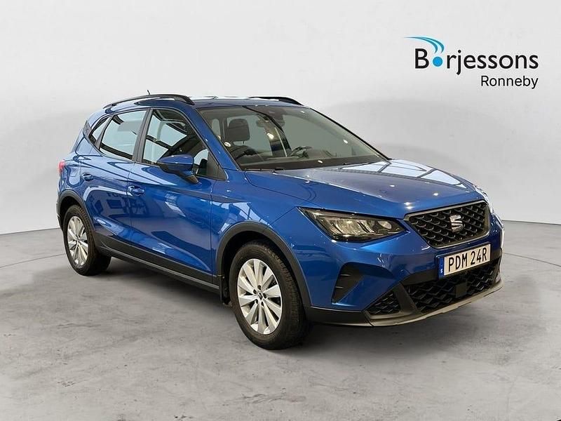 Blå Begagnad 2022 Seat Arona Style SUV | 109 000 kr (Superpris) - Bild 1/4