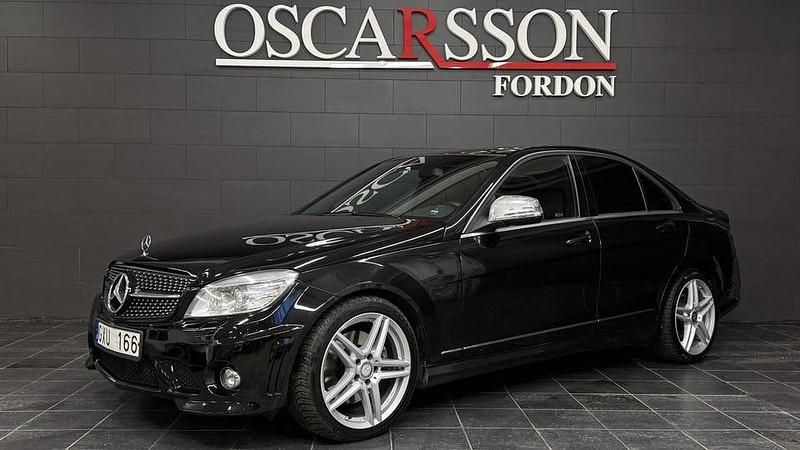 Begagnad Mercedes C320 AMG 227 HK (166 kW) 2008 Svart