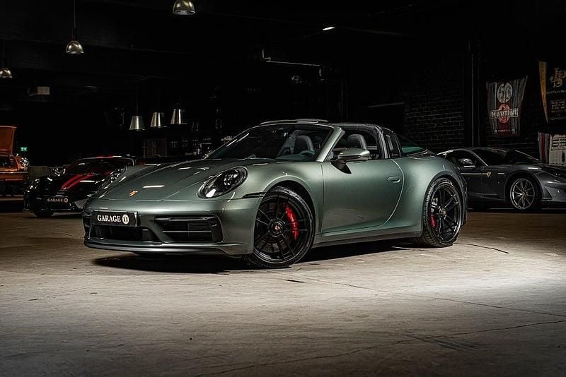 Begagnad 2023 Porsche 911 Targa 4 Cab | 1 899 990 kr - Bild 1/4