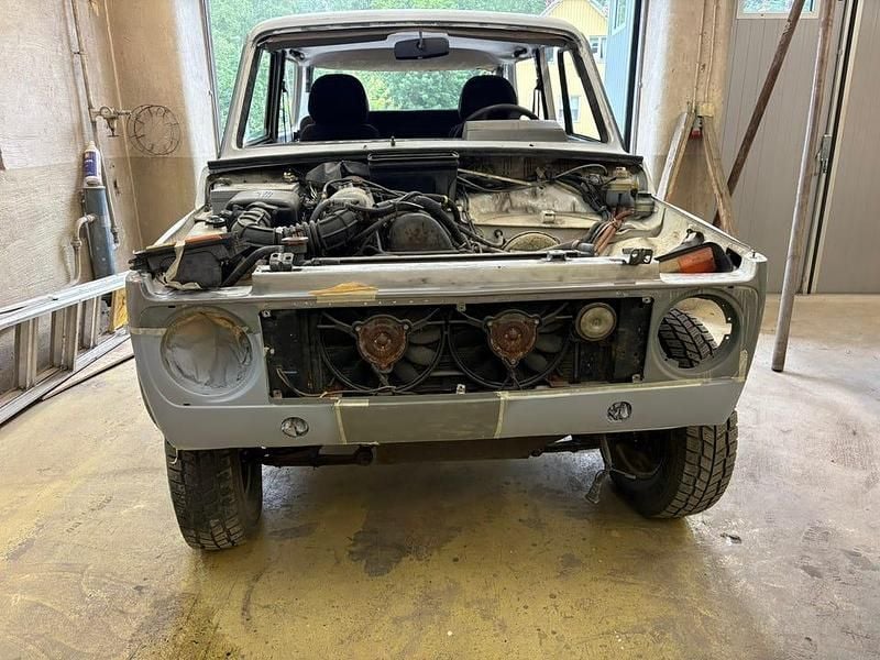 Begagnad Lada niva 82 HK (60 kW) 2005 SUV