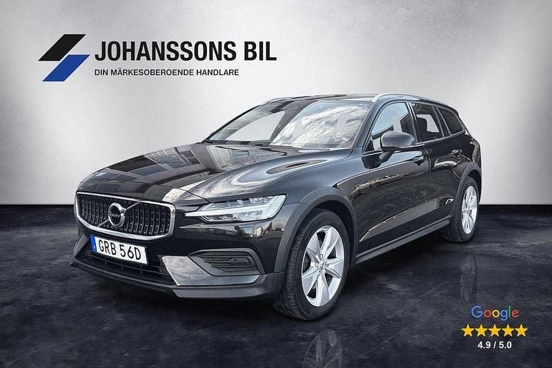 Svart Begagnad 2020 Volvo V60 CC Momentum Kombi | 309 900 kr (Marknadspris) - Bild 1/4