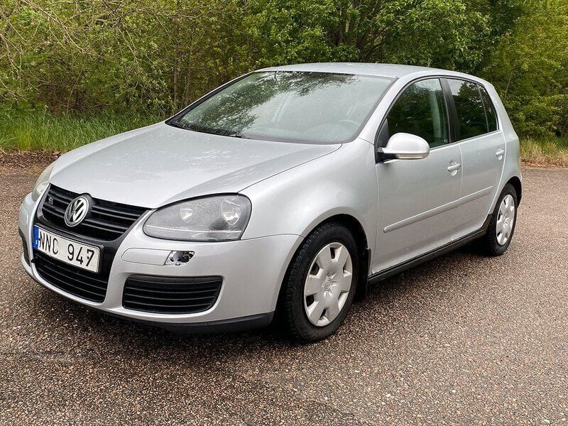Silver Begagnad 2008 VW Golf VI GT Halvkombi | 22 000 kr (Bra pris) - Bild 1/4