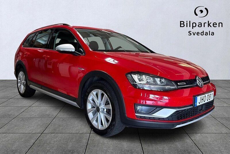 Röd Begagnad 2016 VW Golf Alltrack Kombi | 159 900 kr (Lite dyr) - Bild 1/4
